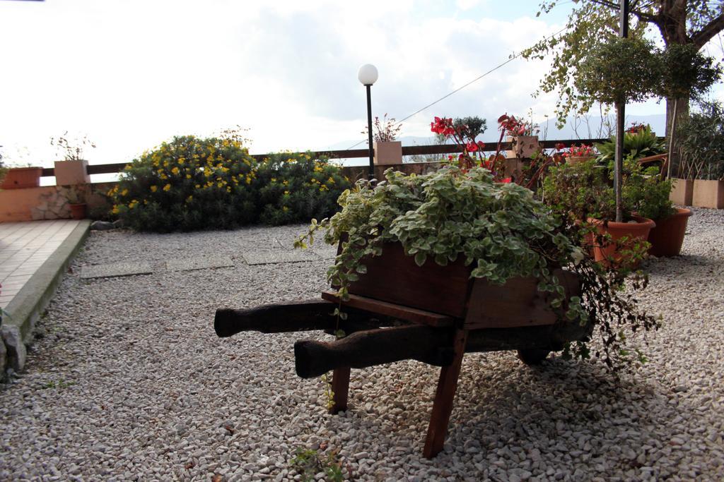 Bed and Breakfast Il Pioppo Veroli Exterior foto